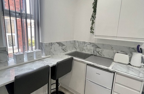 South Shore Apartment | Standard suite with spa bath