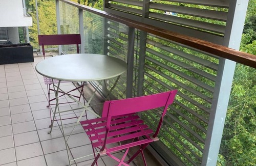 Billancourt–Rives de Seine Apartment | Standing apartment facing the Seine musicale