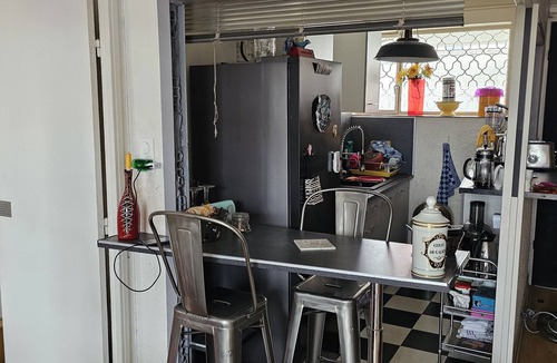 Reims City Centre Apartment | Standing apartment, HYPER CENTRE, CATHEDRAL view