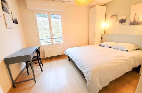 Centre-ville rive gauche Apartment | Standing appartement avec vue sur la Mayenne