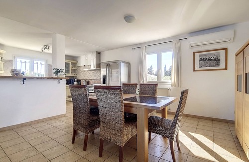 La Palme Villa | Standing building, swimming pool, 5 minutes from the sea.