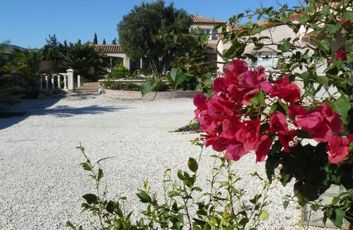 La Palme Villa | Standing building, swimming pool, 5 minutes from the sea.