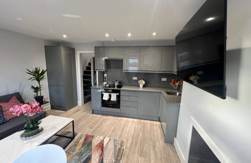 North Finchley Apartment | Stanhope Road Apartments