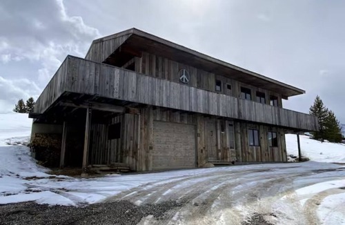 Stanley House | Stanley Cabin
