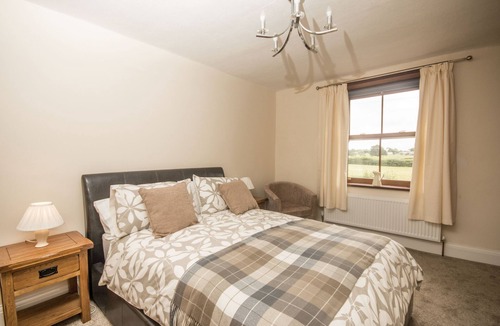 Lancaster Bed & Breakfast | Stanley Lodge Farmhouse