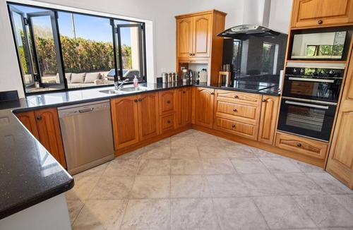 Cambridge House | Stanley on Forrest - Cambridge Holiday Home