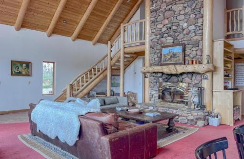 Stanley House | Stanley Spacious Home with Panoramic Views