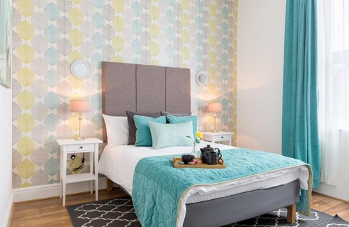 Edgbaston Apartment | Stanmore Apartment - Sleeps 6