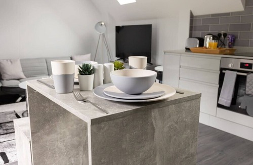 Stanmore Apartment | Stanmore Central - First Floor Luxury One Bedroom