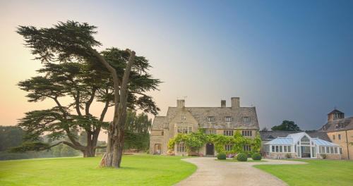 Blunsdon Hotel | Stanton House Hotel