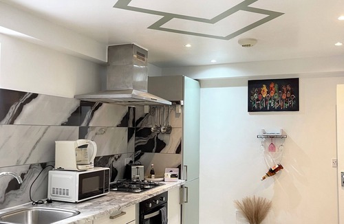 Alibon Apartment | Stanton- Stylish 2 Bed