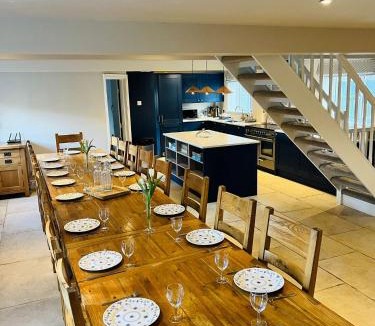 Condicote House | Stanway House, 8 bedroom, 8 Bath