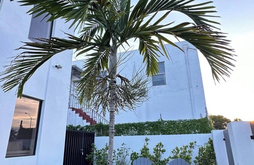 Liberty City Apartment | Stanza Design District Parking Laundry