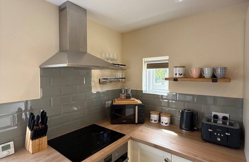 Burton Apartment | Staplecross Farm Cottage