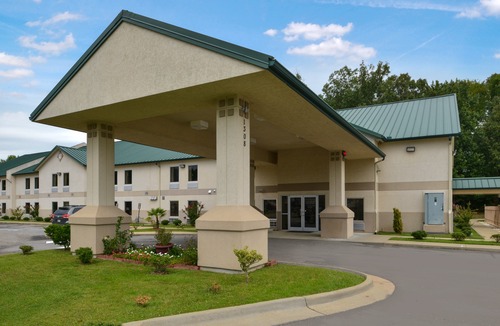 Star City Hotel | Star City Inn & Suites