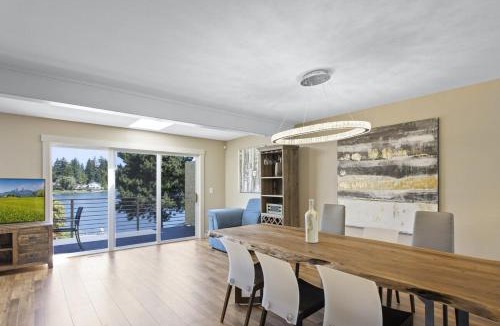 Lakeland North House | Star Lake Waterfront Estate