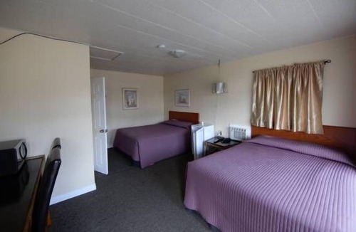 Morden Hotel | Star Motel