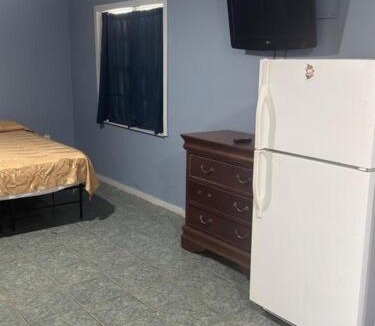 Seffner Community Alliance Hotel | Star Motel
