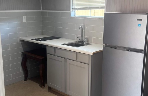 Seffner Community Alliance Hotel | Star Motel