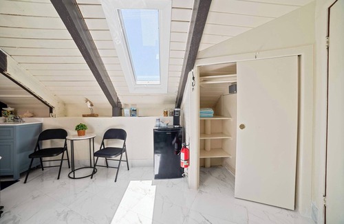 Long Beach Estates Apartment | Star Room Barnacle Resort