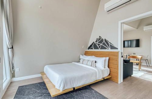 Study Butte-Terlingua Apartment | Stardust Big Bend Luxury A-Frame#9 with a fab view