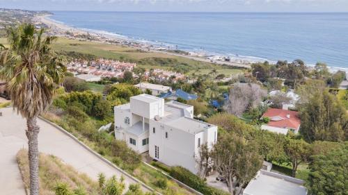 Western Malibu Villa | Stardust by AvantStay
