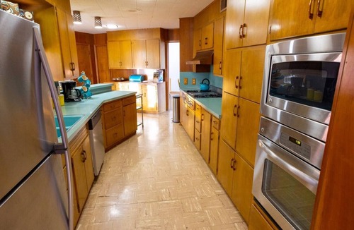 Coleman House | Stardust Retreat: 2 Houses, 6 Bedrooms on 3 Acres