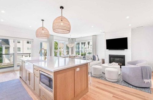 Fairfield House | Stareway to Heaven Su