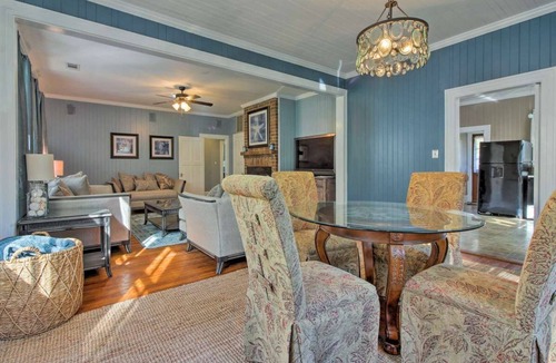 Richmond Hill House | Starfish Home for 10, Fast EV Charger, and Pet Friendly