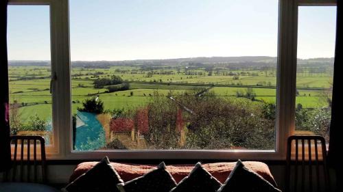 Glastonbury House | Stargaia Retreat