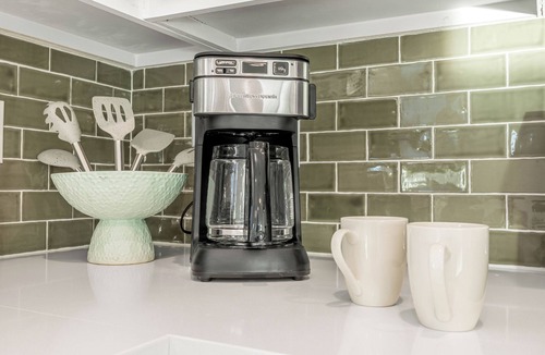 Clyde House | Stargate Summit/3BD+2BA/15 minutes drive to data center
