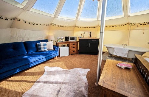 Aldborough RV Rental | Stargazer Glamping (Deer's Glade)