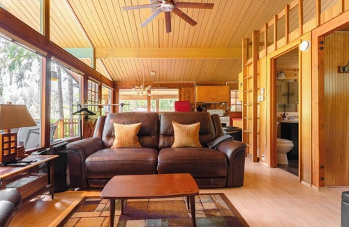 Gold Bar Cabin | Stargazer Studio - riverfront pet-friendly cabin