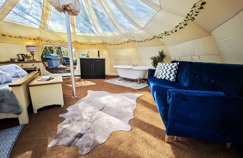 Aldborough RV Rental | Stargazer w/Sauna (Deer's Glade)