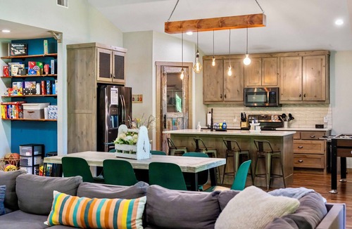 Mineola House | Stargazer Waterfront Luxe Retreat ✨Sand Beach 🎣Awesome Fishing🔥Campfires🛶Kayaks