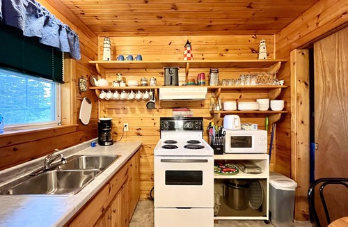 Port George Cottage | Stargazers Cove Cottages: OTTER COTTAGE