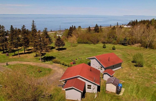Port George Cottage | Stargazers Cove Cottages: OTTER COTTAGE