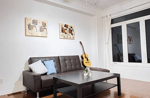 Kingston House | Stargazer’s Haven