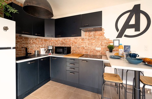 Montevrain Apartment | Stark Tower Loft – À 13 min de Disneyland