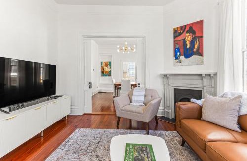 Thomas Square House | Starland Victorian Gem