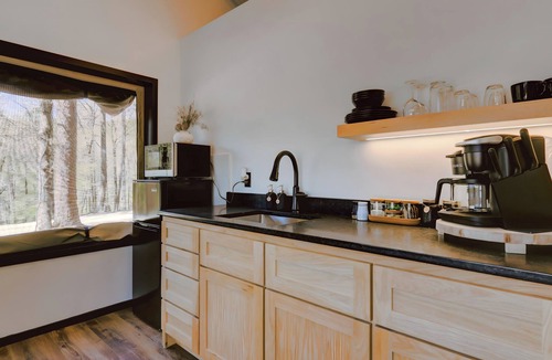 Mid America Hotel | Starlight Haven Hot Springs