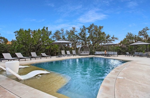 Canyon Lake Cabin | Starlight Horizon 14 Cabins For Events, Retreats, Weddings, Sleeps Up To 100