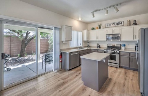North Las Vegas House | Starling Mesa - Extended Stay Modern Vegas
