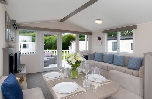 Prestonpans Apartment | Starlink WIFI - Haven Caravan Park