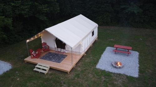 Cassville Other | Starlit Nights during Natures Cozy Retreat