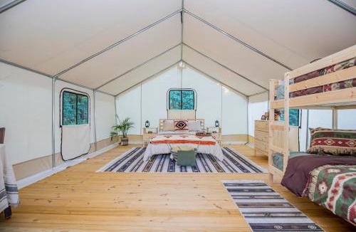 Cassville Other | Starlit Nights during Natures Cozy Retreat