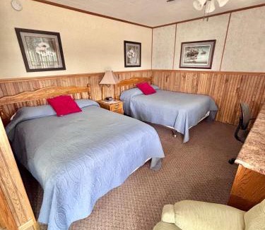 Seneca Hotel | Starlite Motel