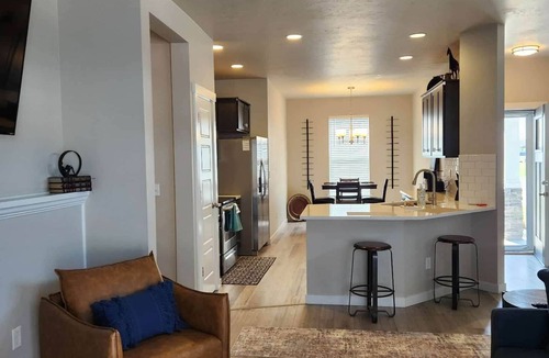 Star House | StarLuxe-StayAndPlay