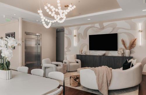 Arts District House | Starr Piano - Highball and Bellamy Suites - 8 bedroom