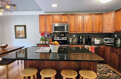 Sapphire Villa | Starr Sapphire Valley